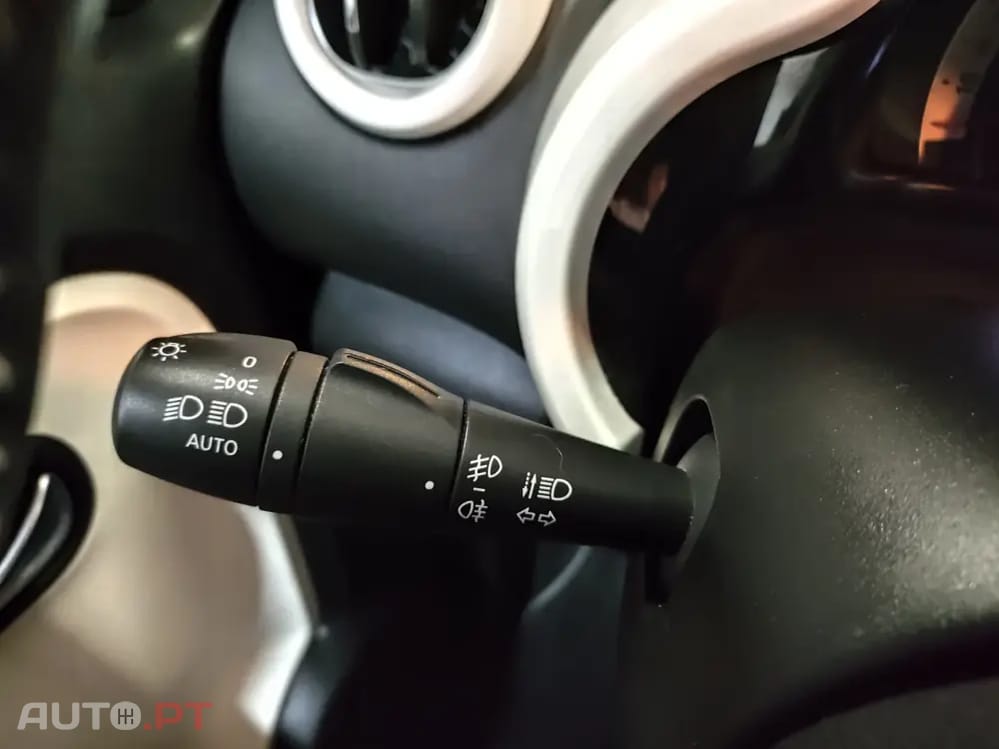 Renault Twingo 1.0 SCe Limited EDC