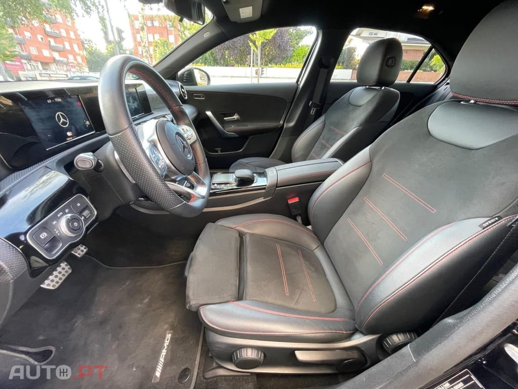 Mercedes-Benz A 250 e AMG Line