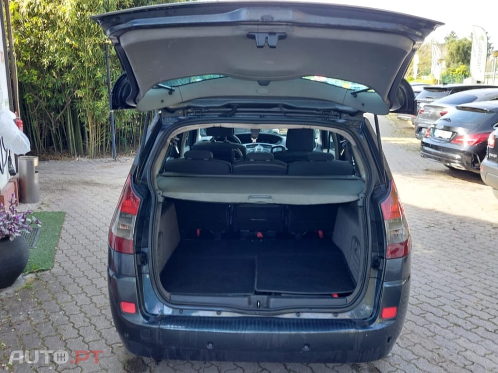 Renault Mégane Scenic 7L