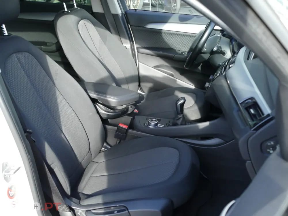 BMW X1 16 d sDrive Advantage