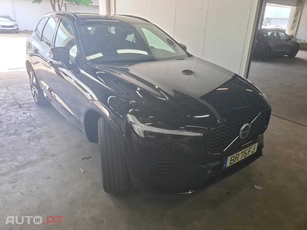 Volvo XC60 2.0 T8 PHEV Ultra Dark AWD