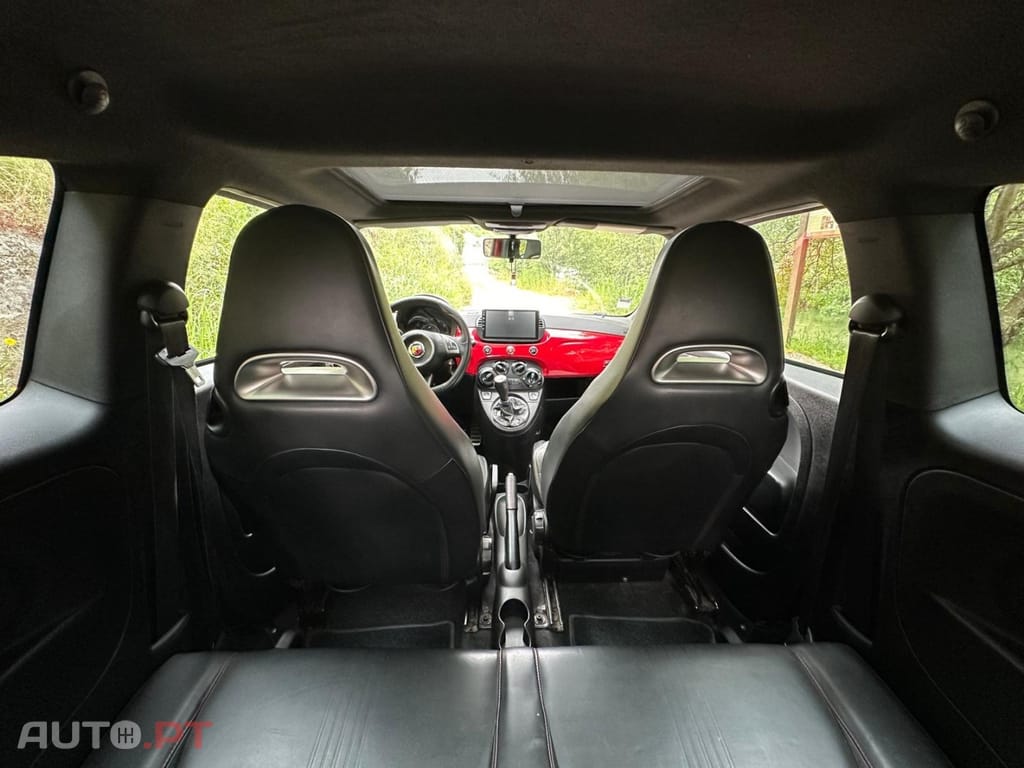 Abarth 500 1.4 T-Jet Competizione