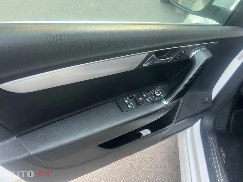 Volkswagen Passat Variant 2.0 Blue TDI DSG SCR Highline
