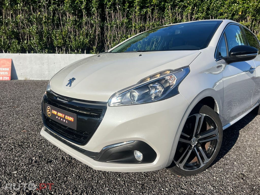 Peugeot 208 1.2 PureTech GT Line