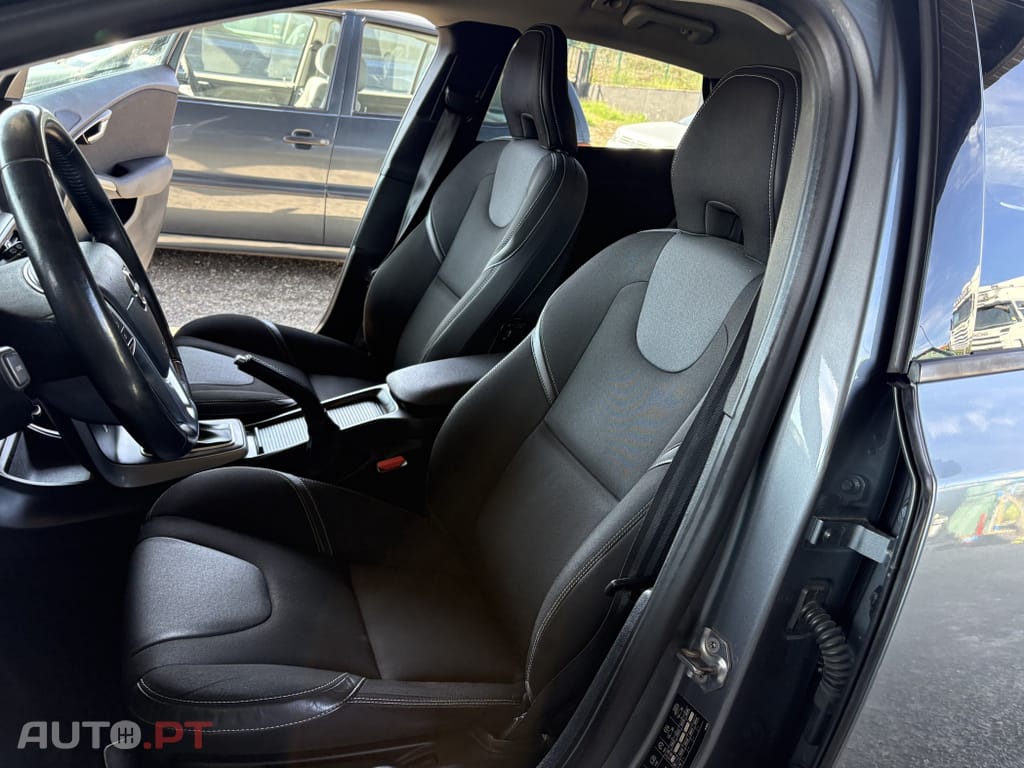 Volvo V40 1.5 T3 Sport Edition Plus Geartronic