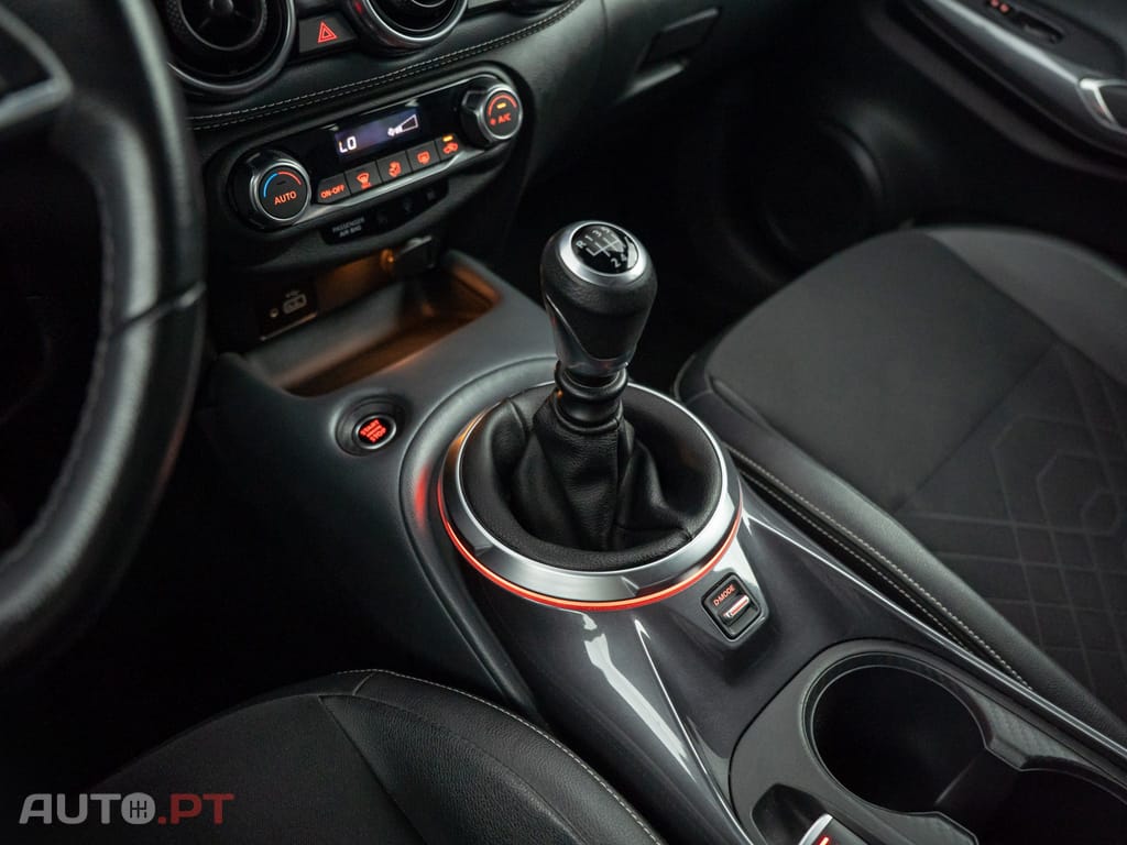 Nissan Juke 1.0 DIG-T Tekna