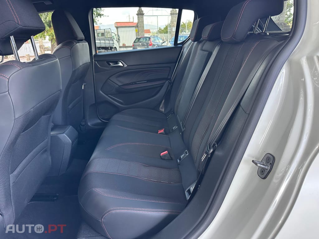 Peugeot 308 1.2 PureTech GT Line EAT8