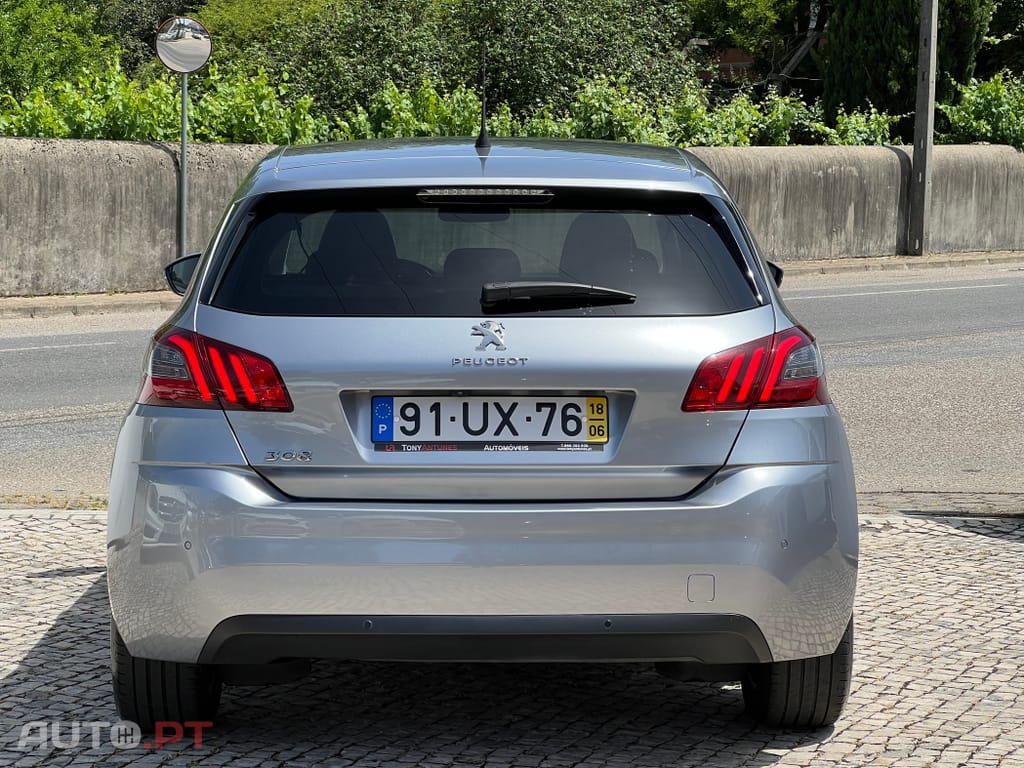 Peugeot 308 1.5 BlueHDi Style