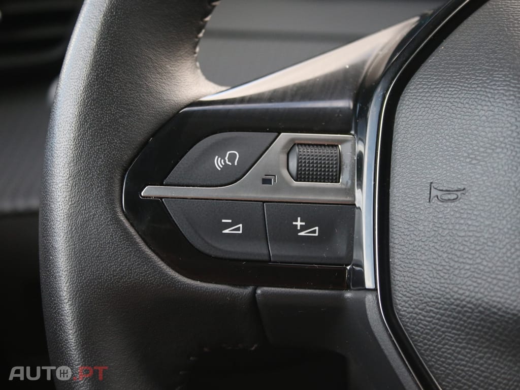 Peugeot E-208 50 kWh Allure