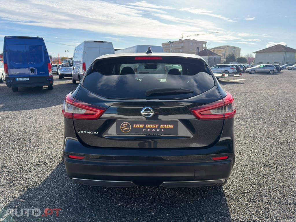 Nissan Qashqai 1.5 dCi N-Connecta