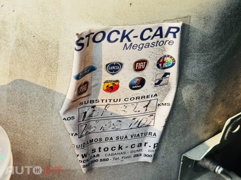Ford Focus 1.0 EcoBoost S&S Champions Edition — fotografia 17