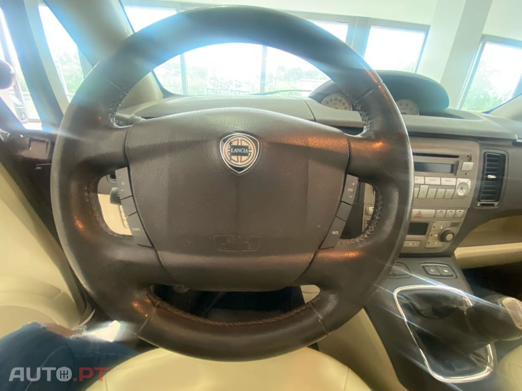 Lancia Musa 1.3 16V M-JET PLATINO