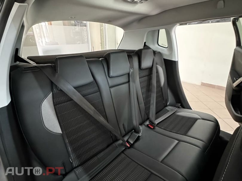 Peugeot 2008 1.2 PureTech Allure