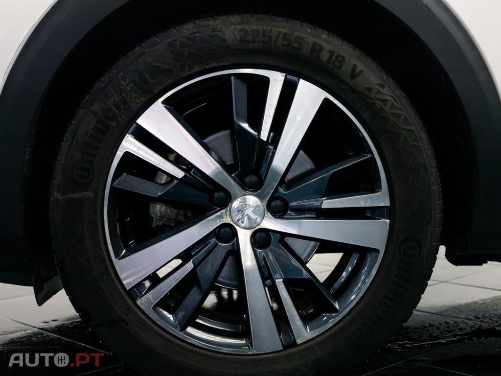 Peugeot 5008 1.5 BlueHDi Allure EAT8