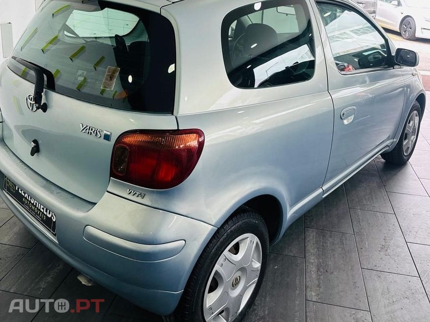 Toyota Yaris 1.3 Luna ABS+CD+AC
