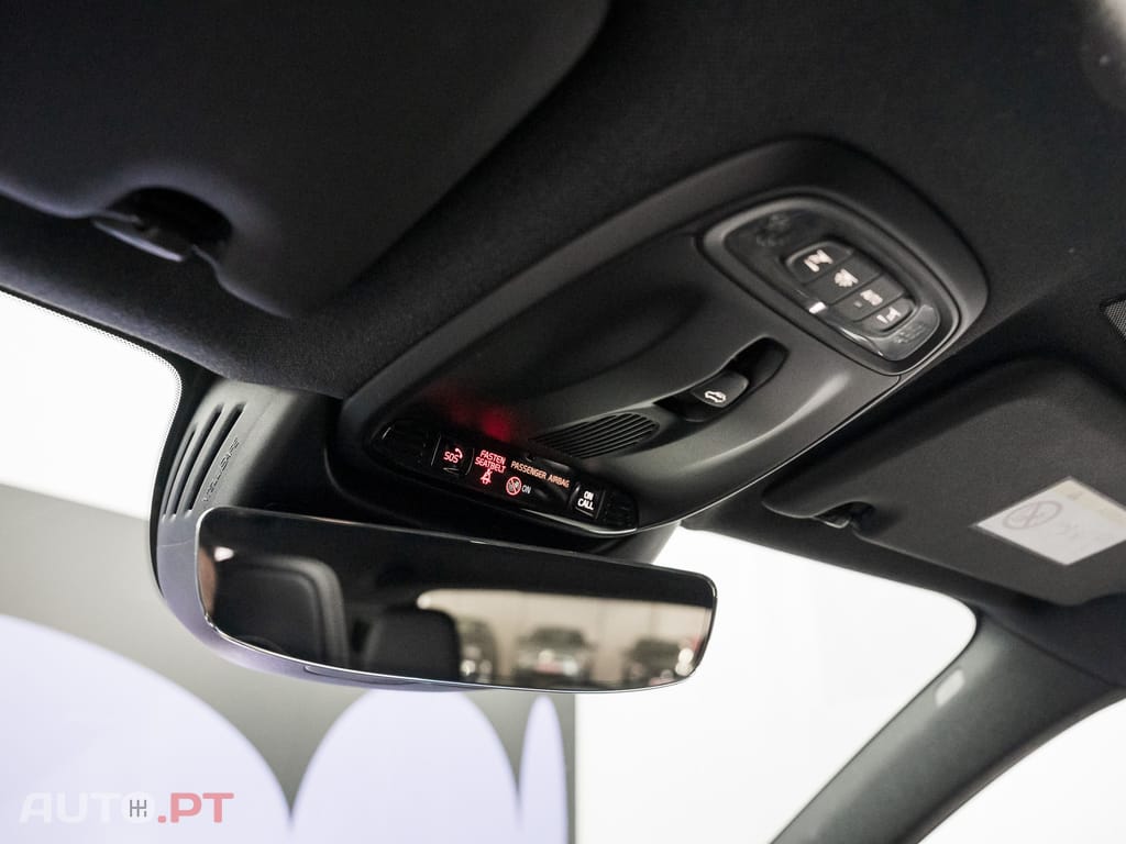 Volvo XC40 1.5 T5 PHEV R-Design