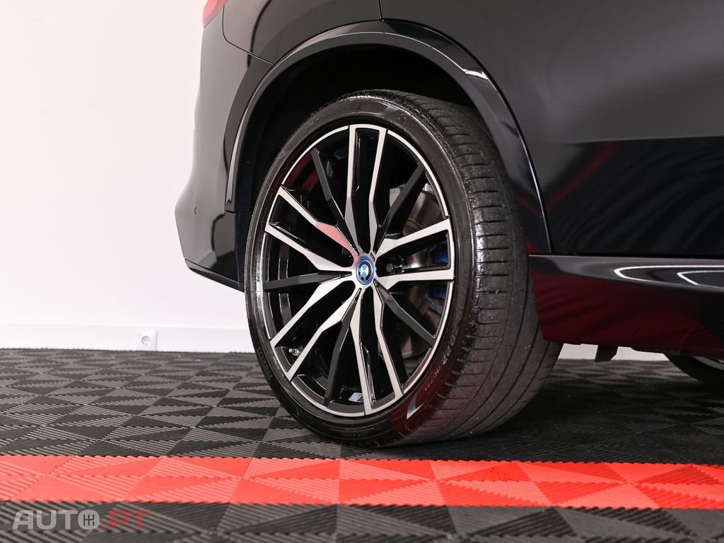 BMW X5 45 e xDrive Pack M