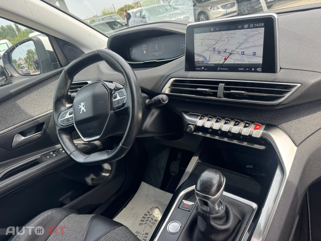 Peugeot 3008 1.6 BlueHDi Allure
