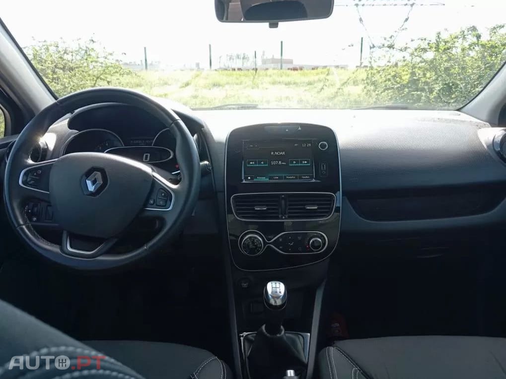 Renault Clio Sport Tourer 1.5 dCi Limited