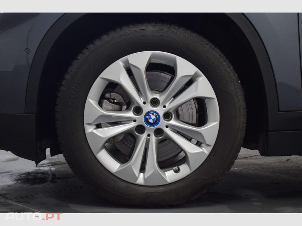 BMW X1 xDrive25e
