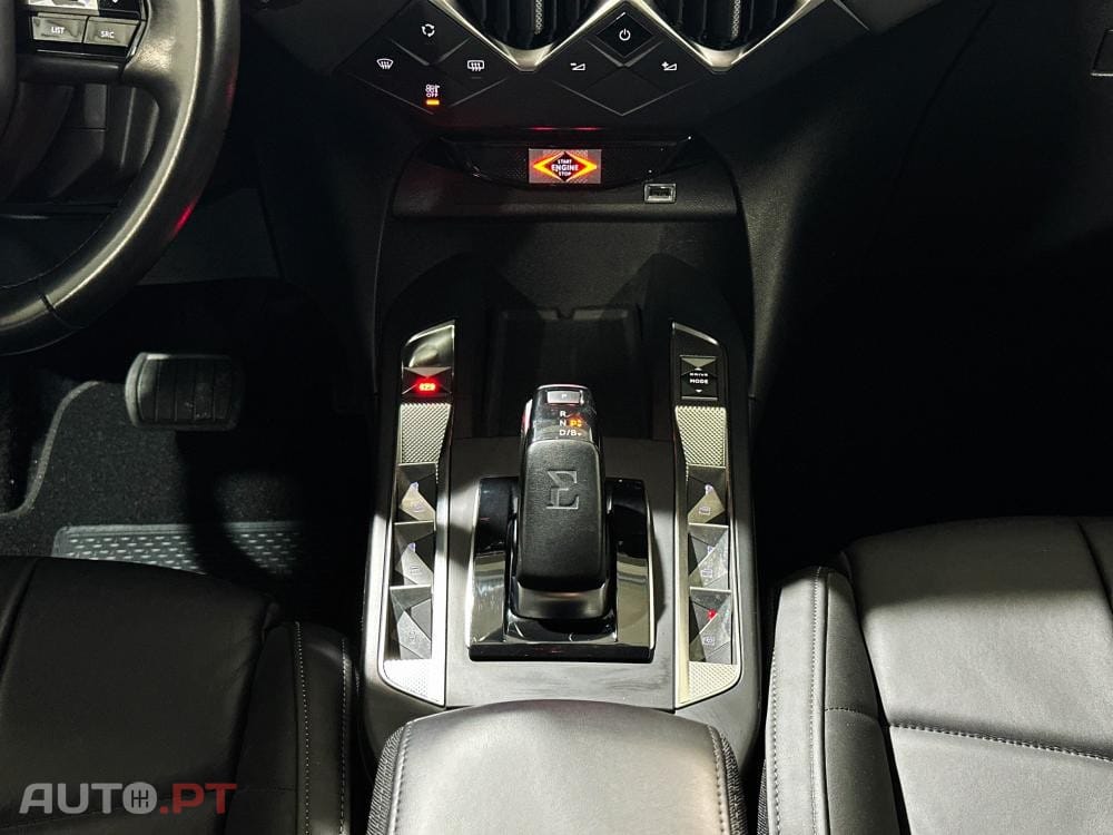 DS DS3 Crossback E-Tense Performance Line