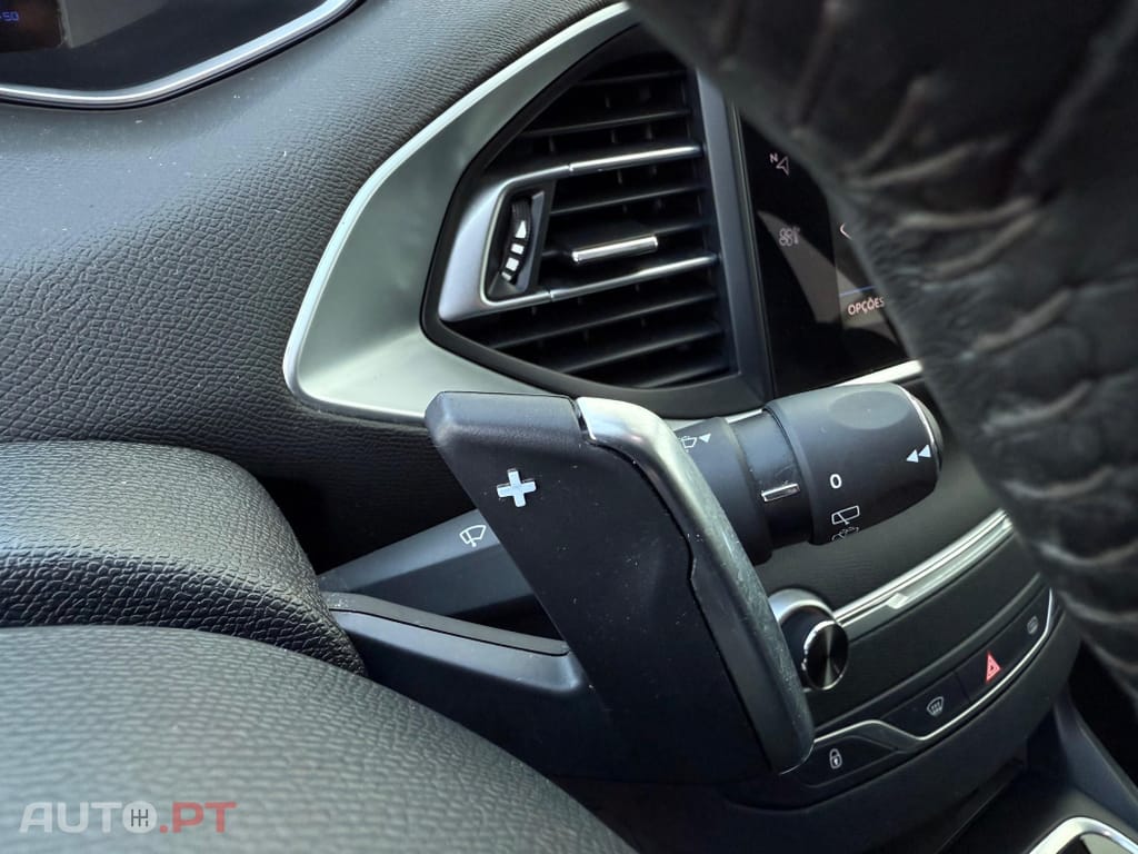 Peugeot 308 1.2 PureTech Allure Pack EAT8