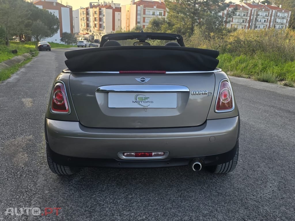 MINI Cabrio Cooper SD Auto