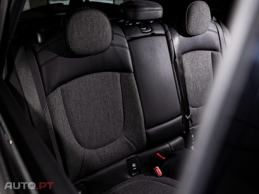 MINI Clubman One D Pack Chili II