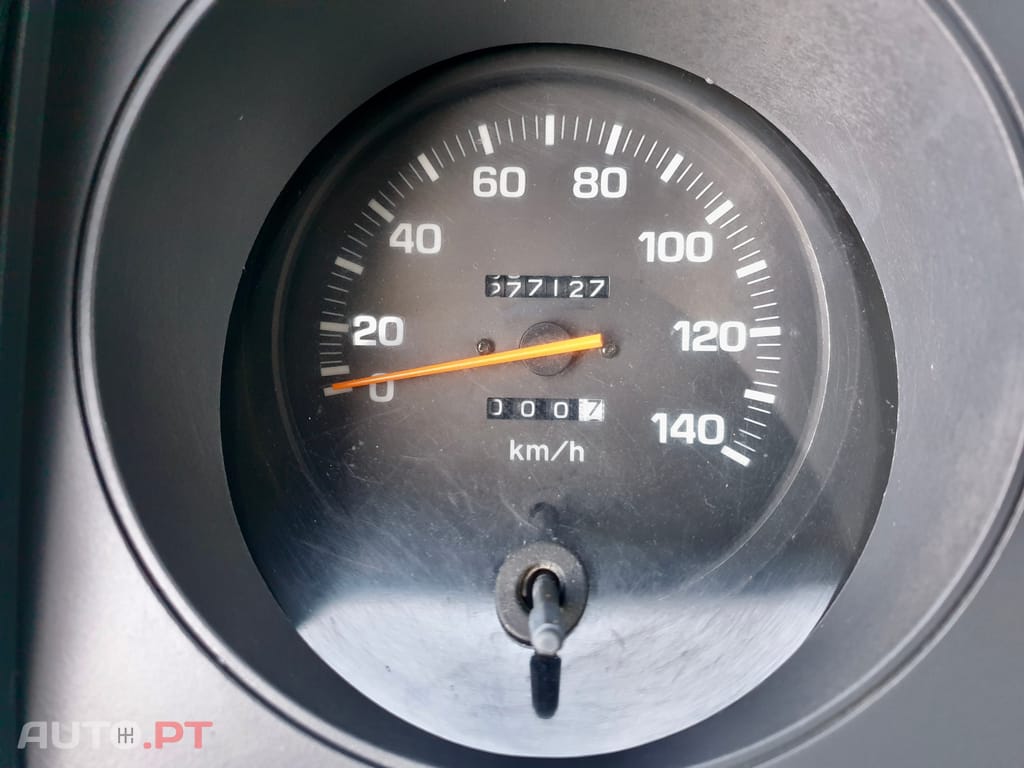 Toyota Dyna 150 2.8D 83cv