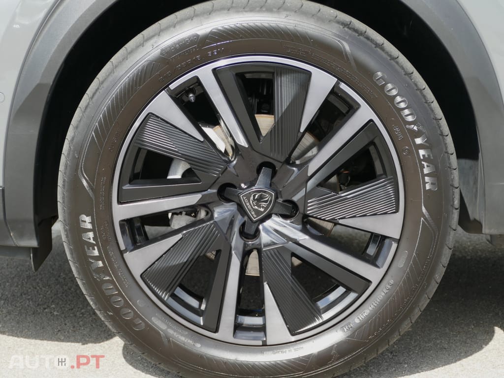 Peugeot 2008 1.2 PureTech GT EAT8