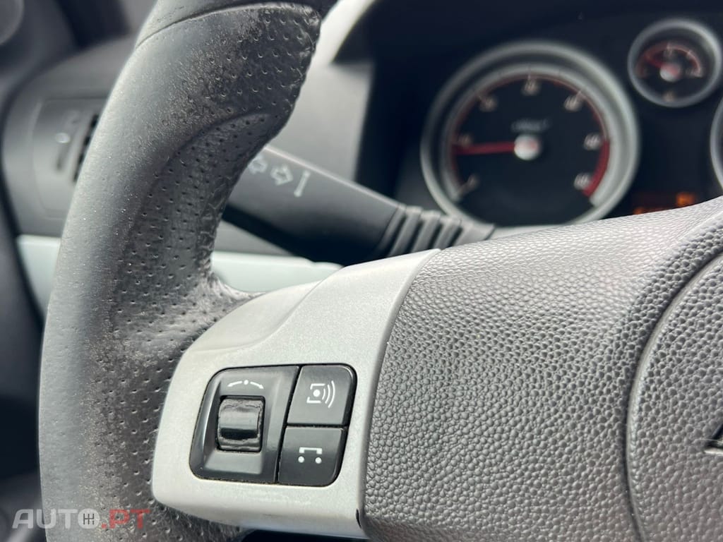 Opel Astra GTC 1.3 CDTi