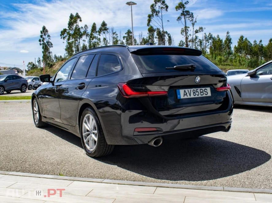 BMW 320 e Touring Auto