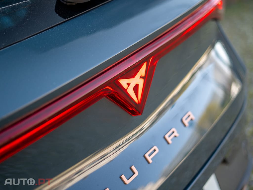Cupra Leon ST 1.5 e-Hybrid VZ DSG