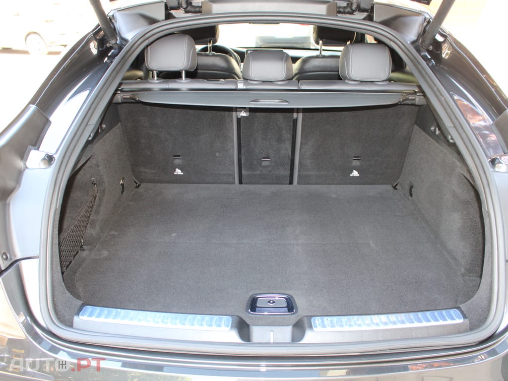 Mercedes-Benz GLC 220 Coupe 220 d 4Matic Edition