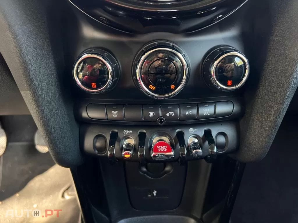 MINI Cooper Premium First Essential