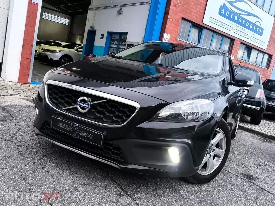 Volvo V40 Cross Country 1.6 D2 Momentum Powershift