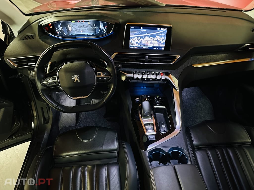 Peugeot 5008 1.2 PureTech Allure Pack EAT8