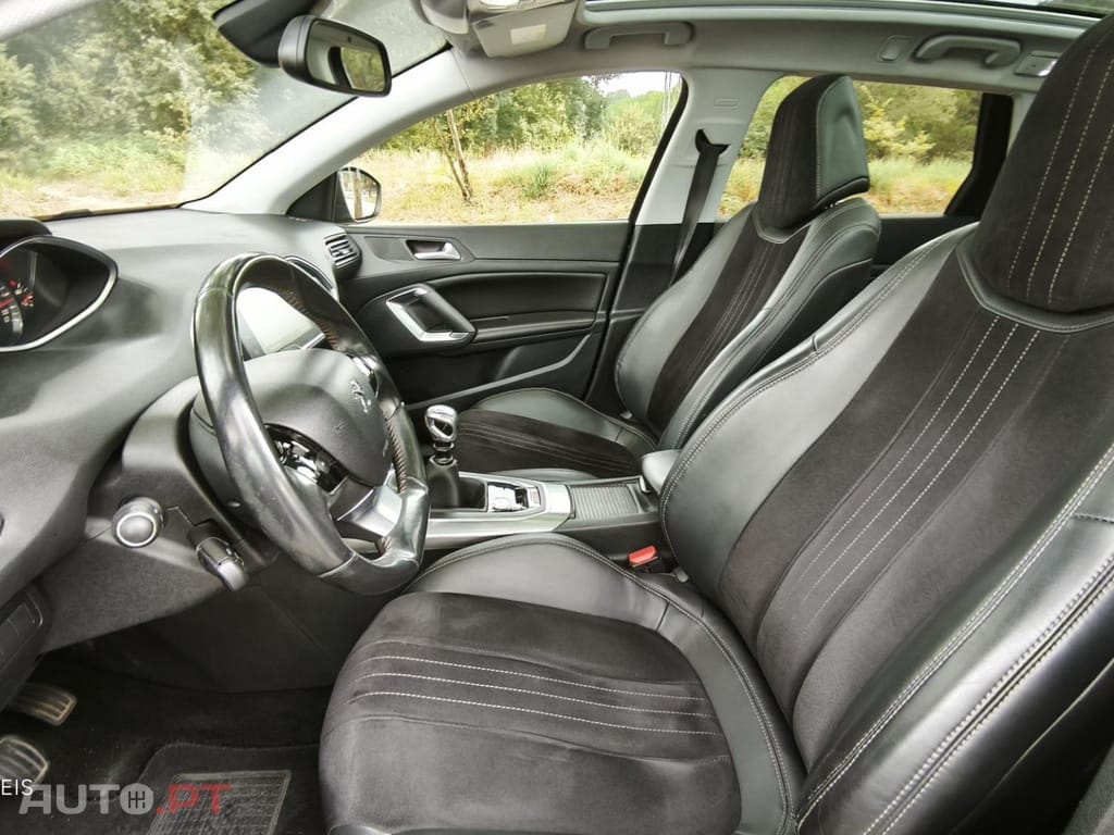 Peugeot 308 1.6 e-HDi Allure J17