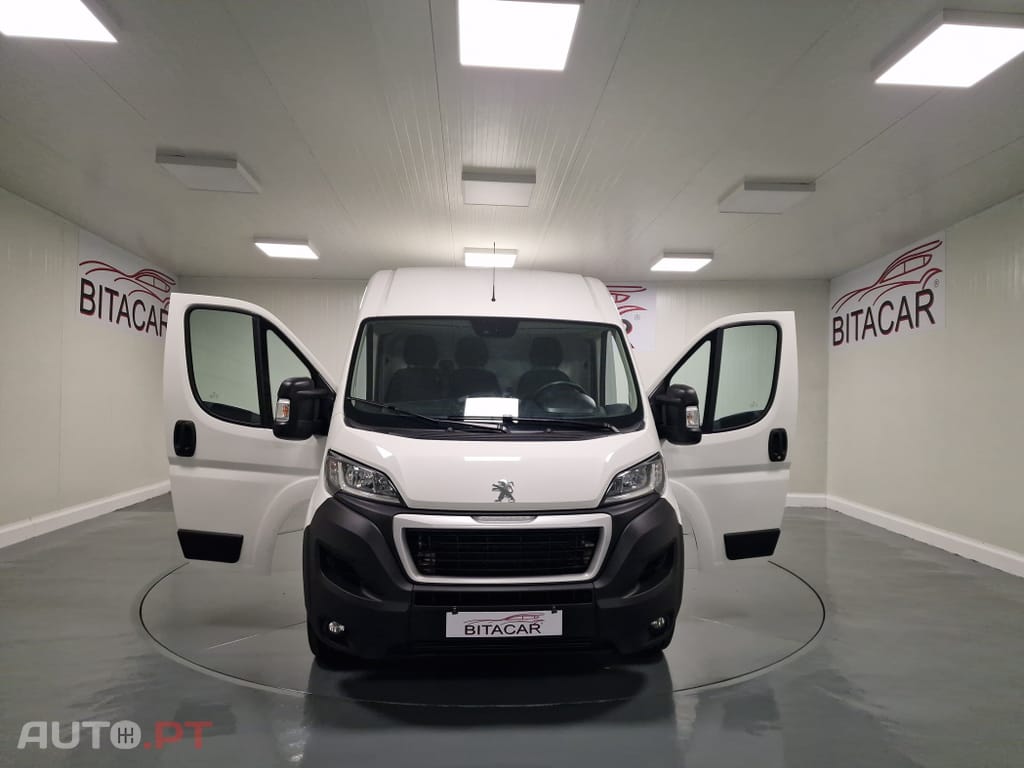 Peugeot Boxer 2.2 BlueHDi 435 L4H2 Premium
