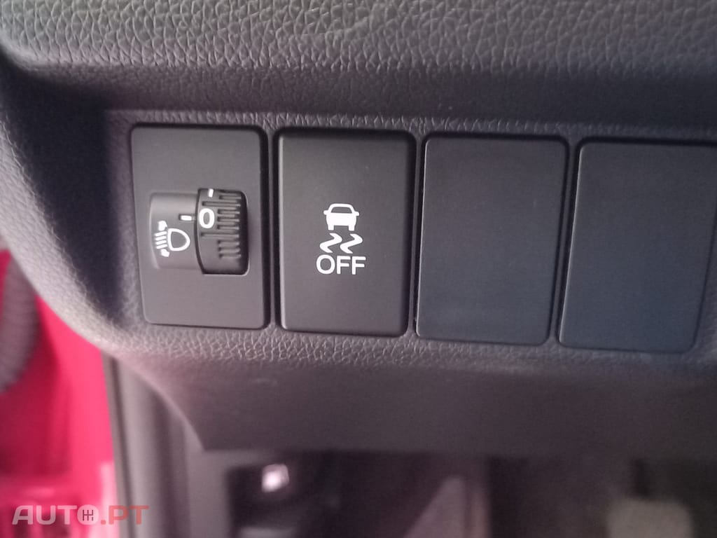 Honda Jazz 1.3 I-VTEC Comfort+Connect Navi