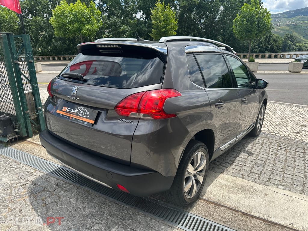 Peugeot 2008 1.6 e-HDi Allure 2-Tronic