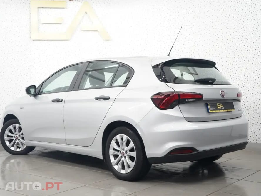 Fiat Tipo 1.3 M-Jet Lounge
