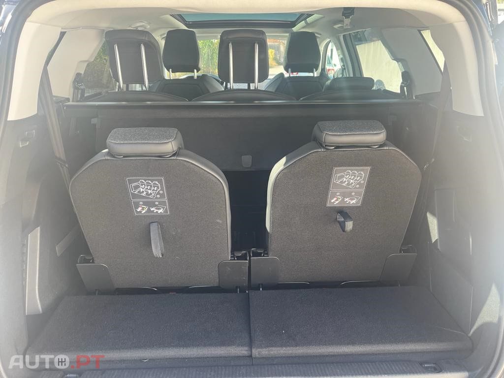 Peugeot 5008 1.5 BlueHDi Allure EAT8