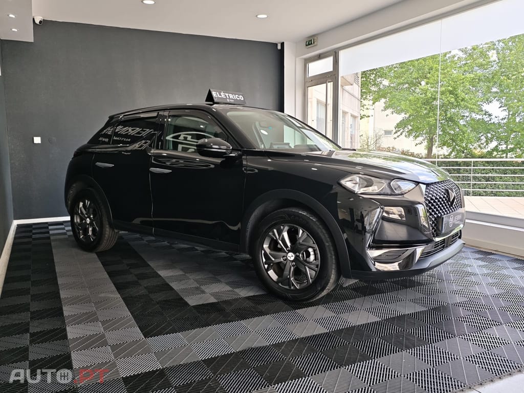 DS DS3 Crossback E-TENSE BASTILLE