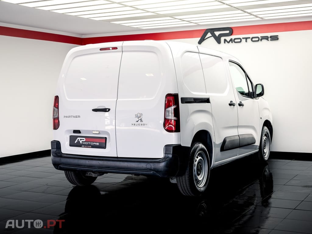 Peugeot Partner 1.5 BlueHDi Pro Standard