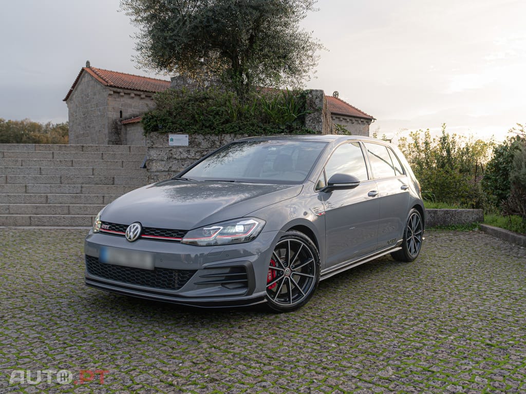 Volkswagen Golf 2.0 TSI TCR DSG