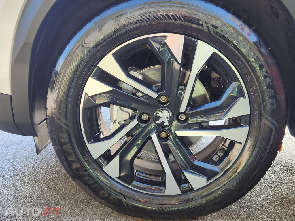 Peugeot 2008 1.5 BlueHDi Allure