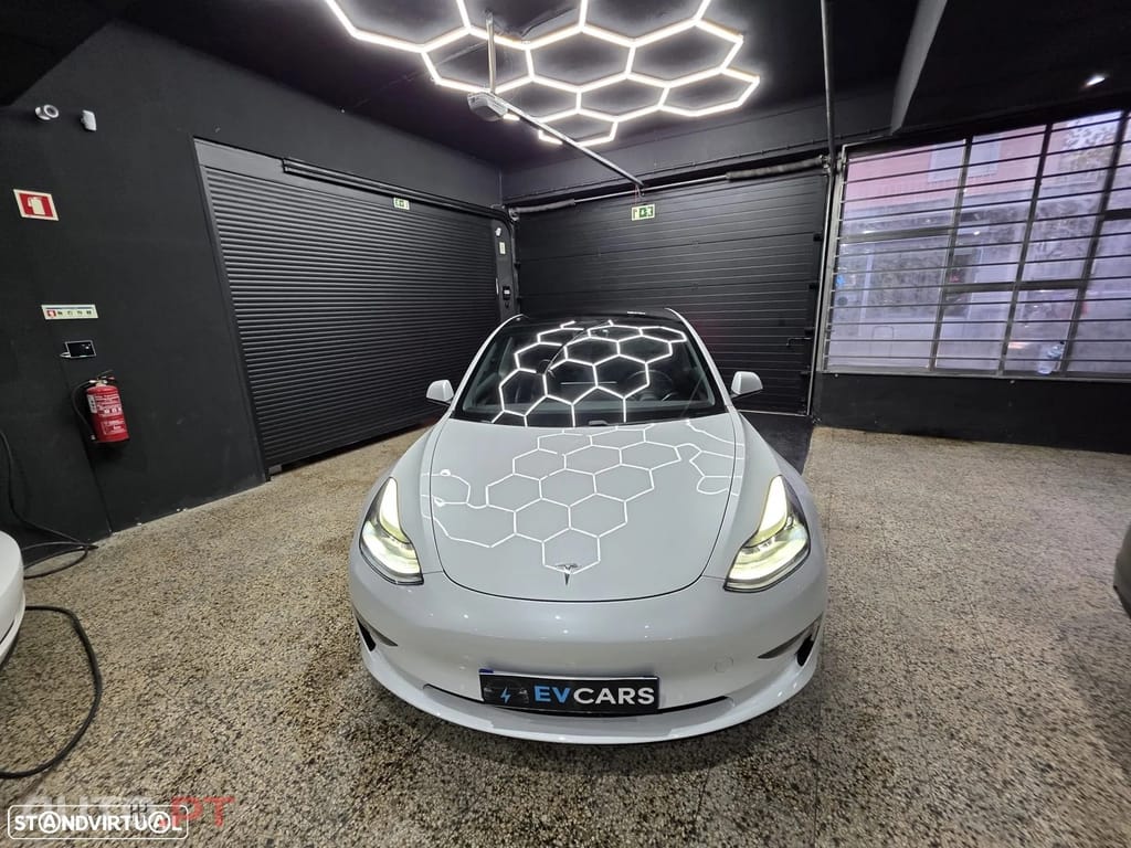 Tesla Model 3 Long Range AWD Dual Motor