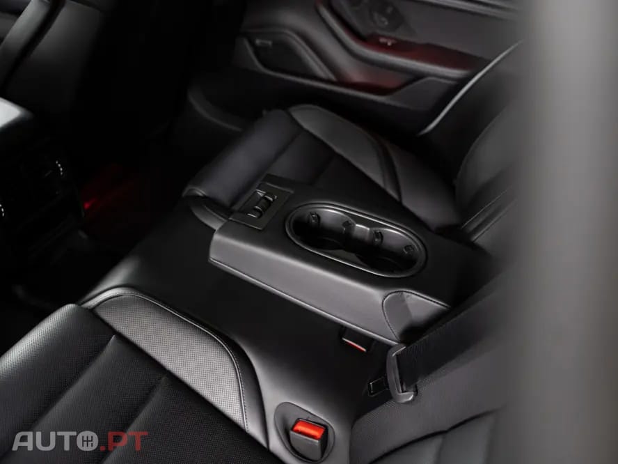 Porsche Taycan 4S