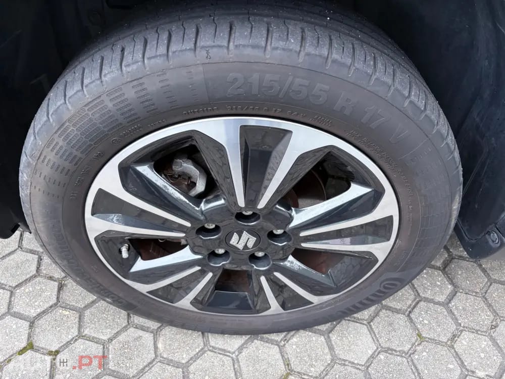 Suzuki Vitara 1.5L AGS GLX Strong Hybrid